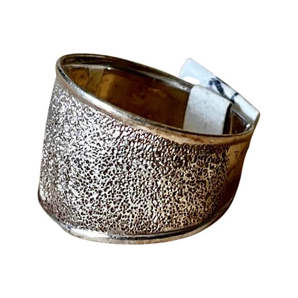 Vintage Sterling Silver Ring, Silver Wide Band Ring, Textured Ring Size 7.5 - Picture 2 of 5